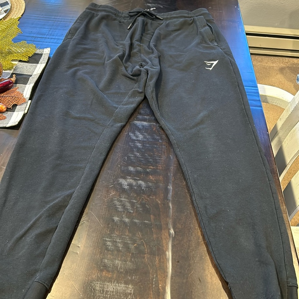 Gymshark Men’s Sweats Size L